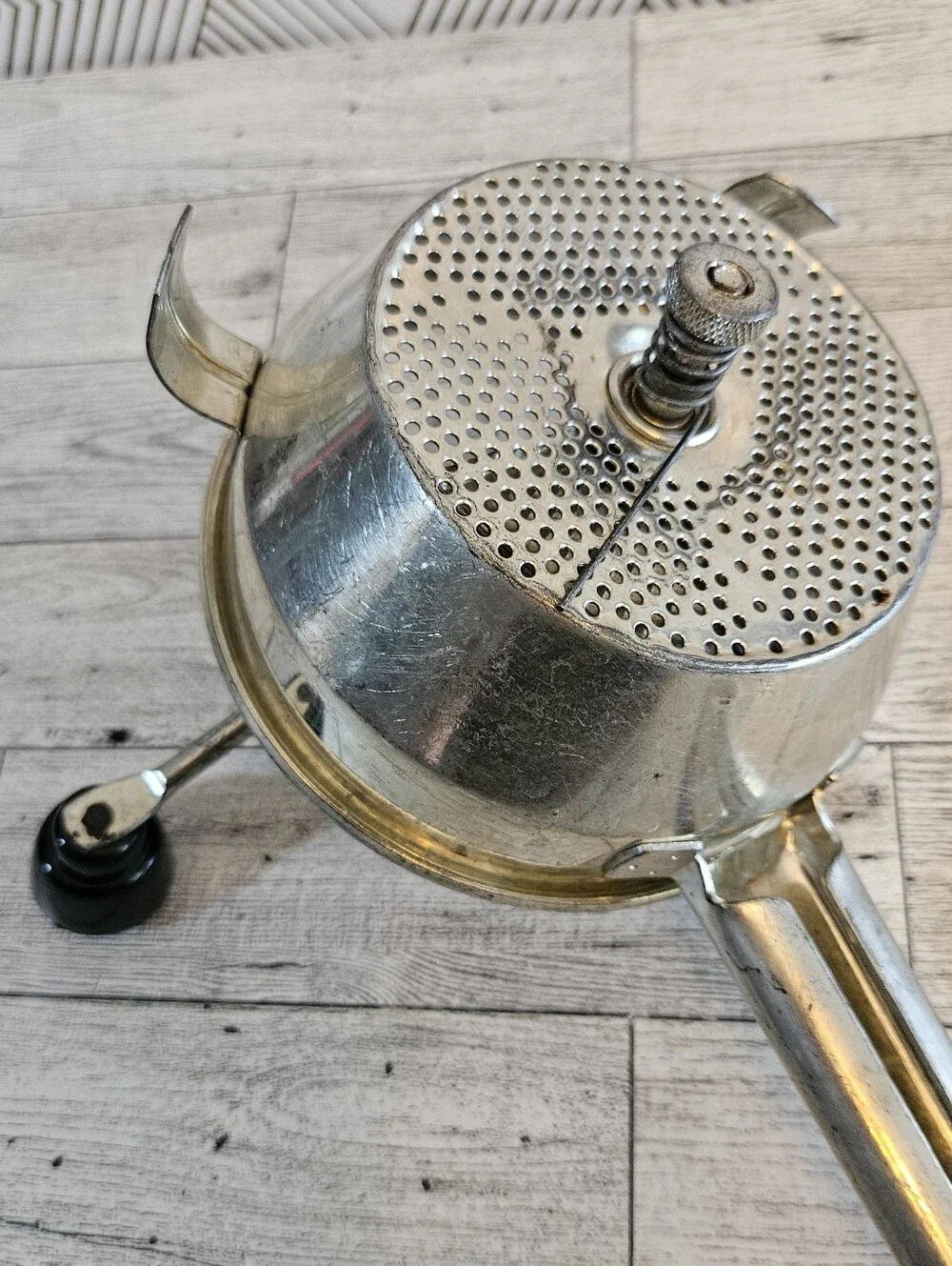 FOLEY Food Mill No. 101  2 QT Potato Masher Ricer Strainer Purée